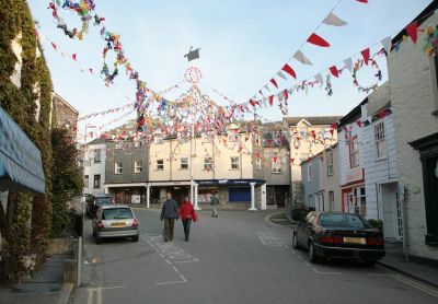 Padstow May Pole