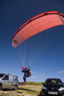 Paraglider takes off from Gwenva car park