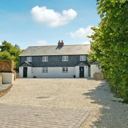 Home Park Farm Cottages A