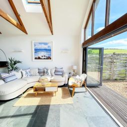 Merlin Farm Cottages short walk to Mawgan Porth Beach and central location in Cornwall