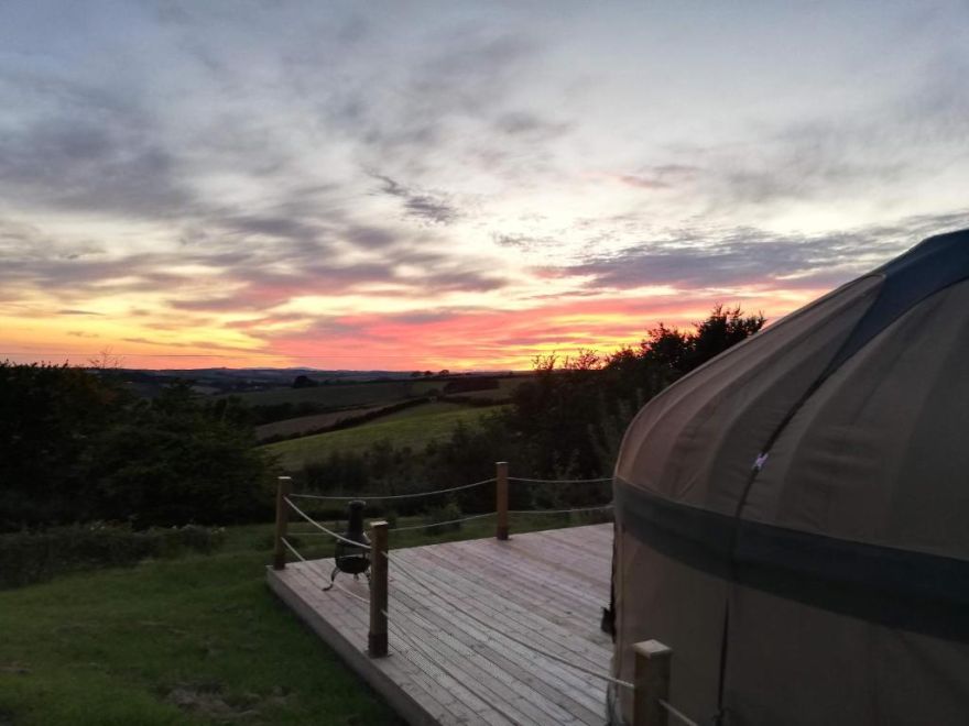 Looe Yurts