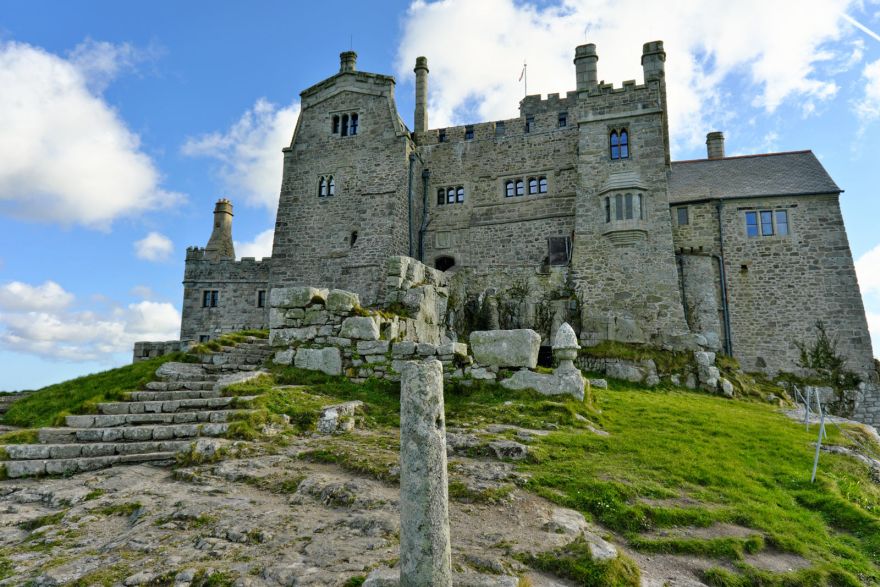 The Castle St Michaels Mount West View Cornwall Guide Images 